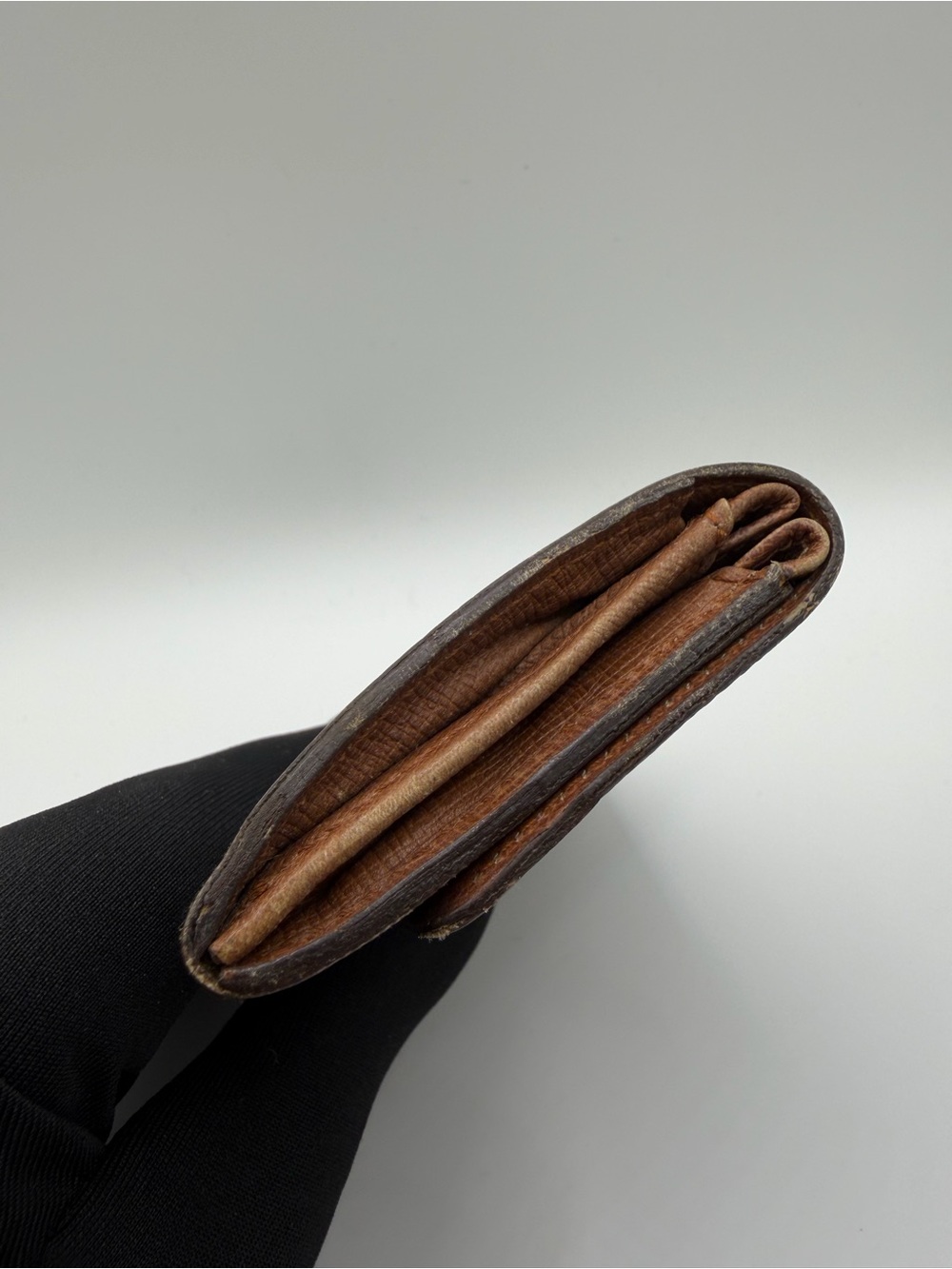 Louis Vuitton Porte-Monnaie Plat Coin Purse - Picture 4 of 8